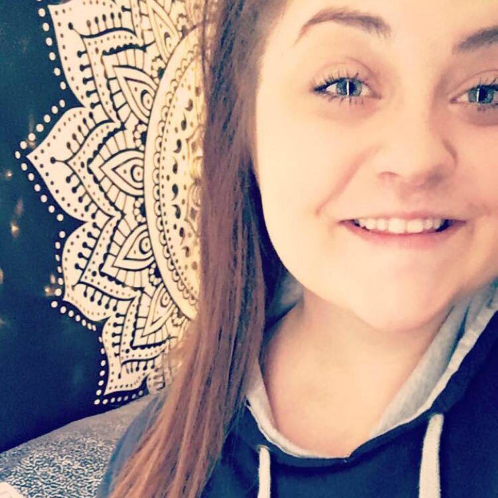 Meet your Posher, Brooke